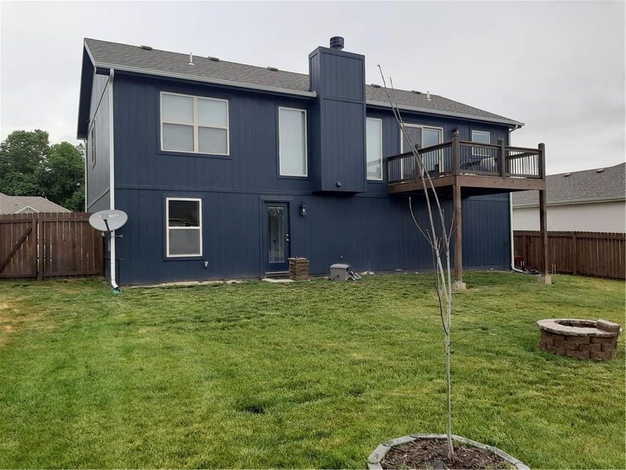 20163 W 220th Terrace, Spring Hill, KS 66083 - photo 1