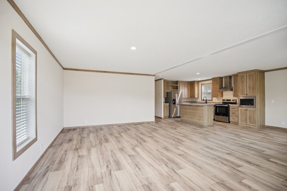 1575 Wixtown Rd, Westmoreland, TN 37186 - photo 1