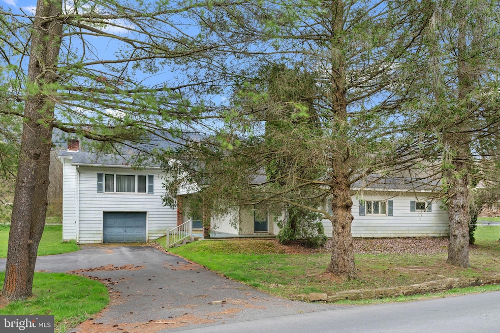 140 W Specht St, Mc Clure, PA 17841 - photo 1