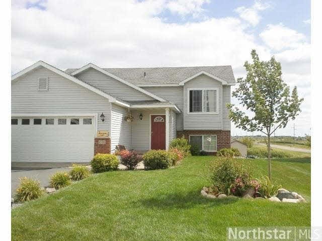 1506 Park View Ln NE, Sauk Rapids, MN 56379 - photo 1