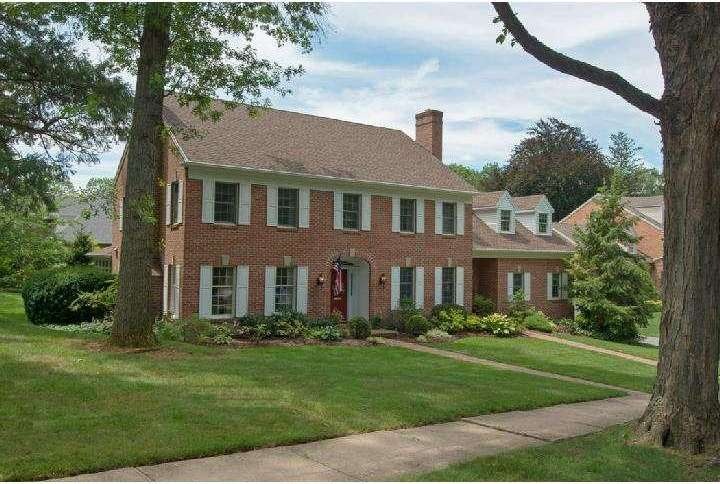 320 Lynne Ave, Reading, PA 19610 - photo 1