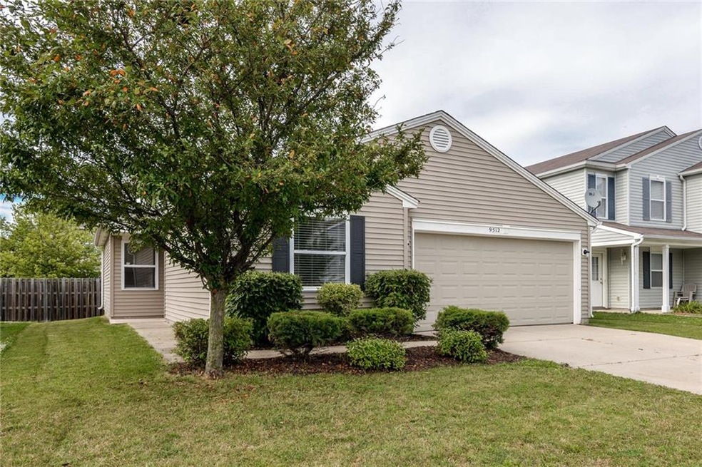 9512 W Stargazer Dr, Pendleton, IN 46064 - photo 1