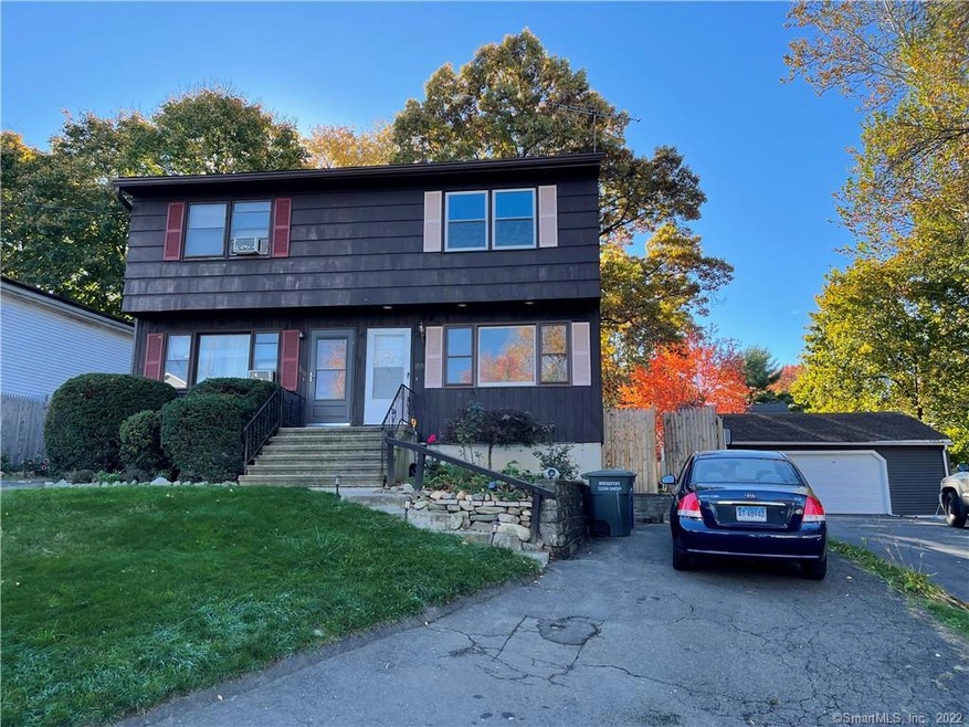 353 Saunders Ave, Bridgeport, CT 06606 - photo 1