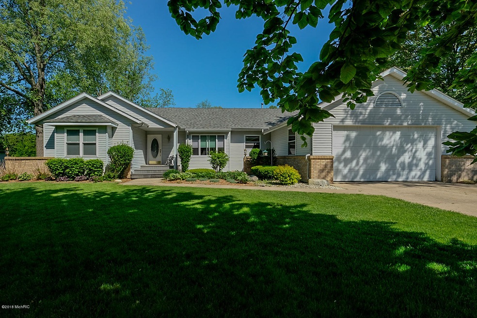 266 Fairway Court-1