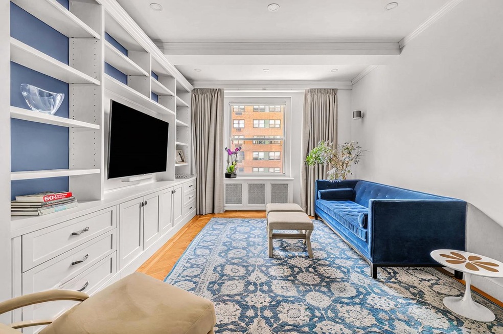 1040 Park Ave unit 9D, New York, NY 10028 - photo 1