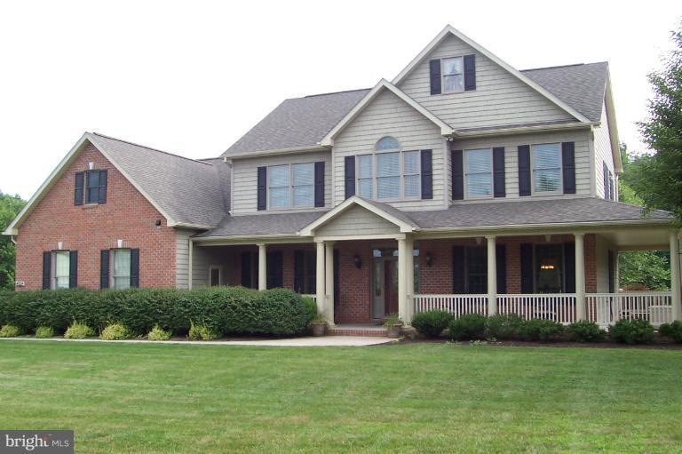 4824 Tilley Dr, Sykesville, MD 21784 - photo 1