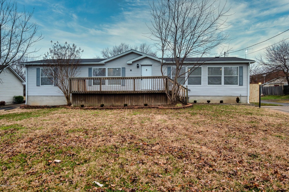 7900 Sherry Lynn Ct, Louisville, KY 40228 - photo 1