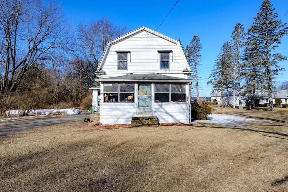 303 West St, Ludlow, MA 01056 - photo 1