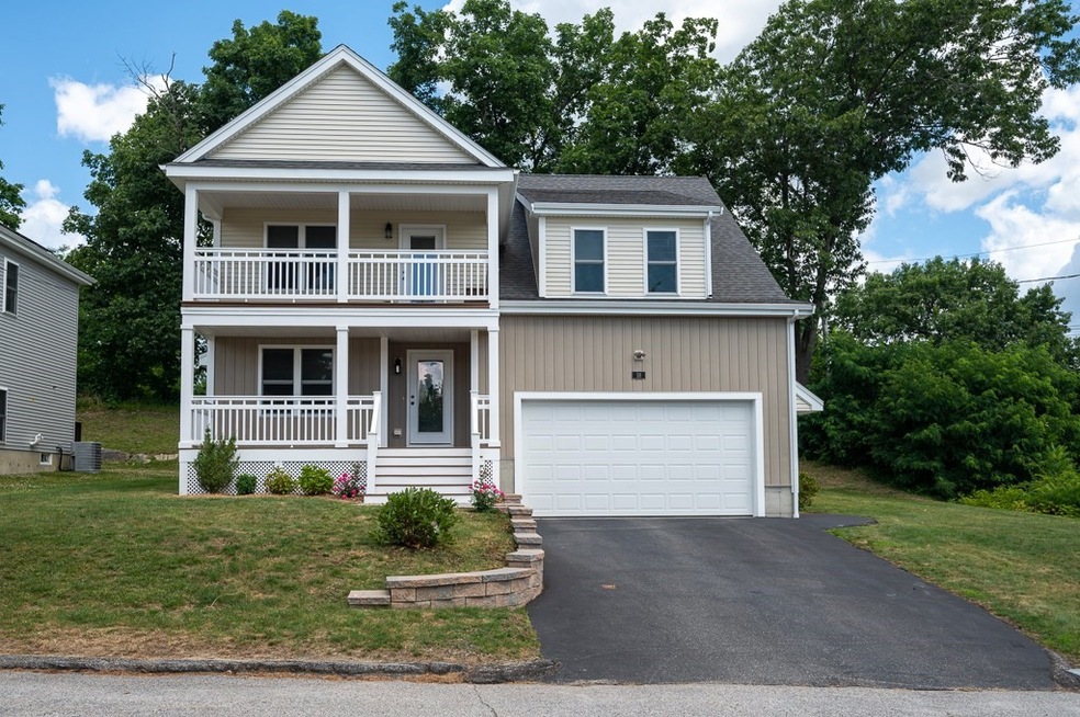 18 Iroquois St, Worcester, MA 01602 - photo 1