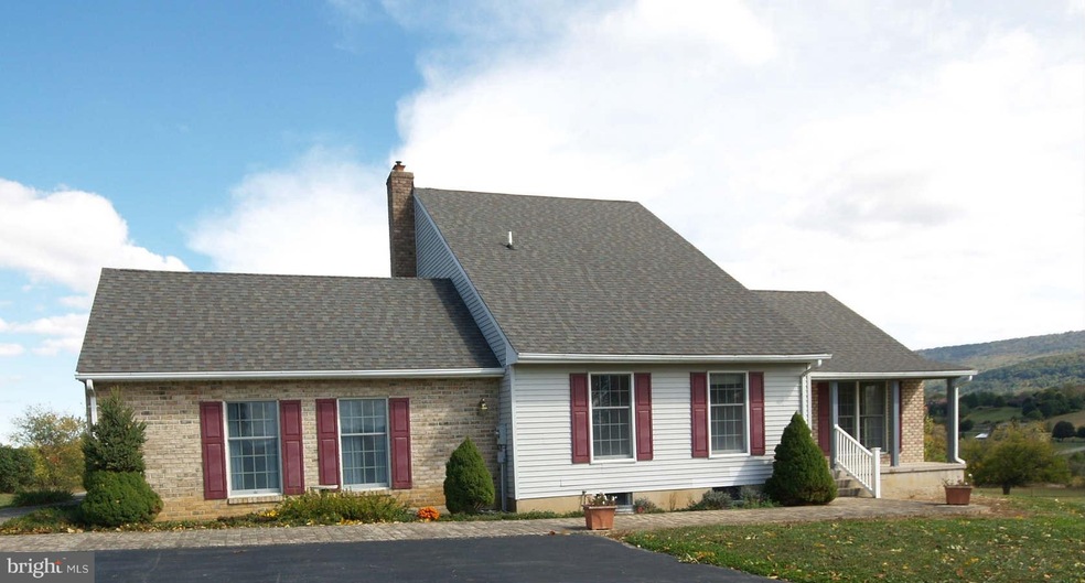 21300 Mount Aetna Rd, Hagerstown, MD 21742 - photo 1