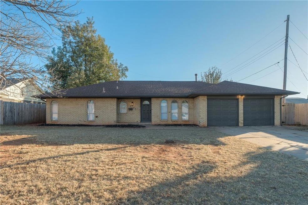 2704 NW 115th St, Oklahoma City, OK 73120 - photo 1