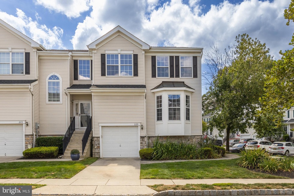 225 Hawthorne Way unit 225, Riverside, NJ 08075 - photo 1