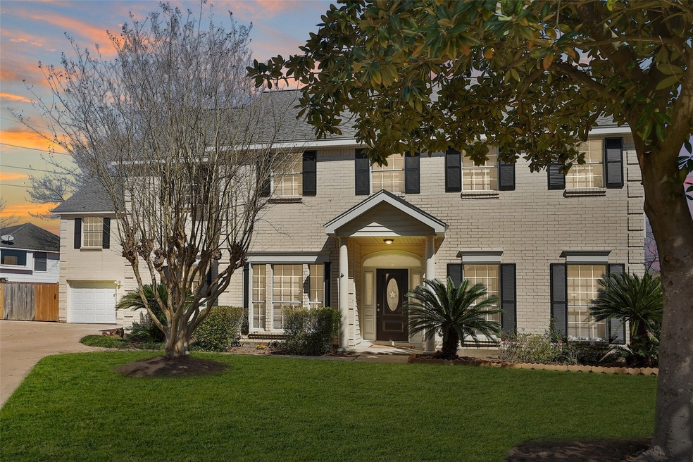 7726 Spyglass Dr, Houston, TX 77095 - photo 1