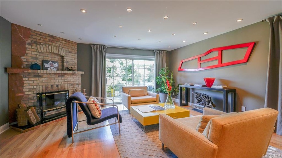 1506 Scarborough Dr, Brewster, NY 10509 - photo 1