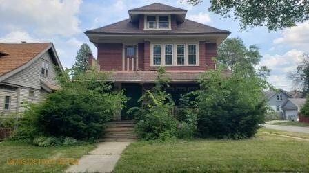 3002 n 40th front of house