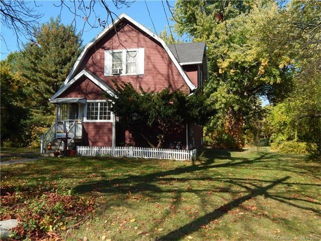 Welcome to 13 River Rd in historic Old Wethersfiel