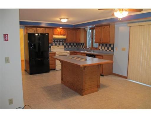 382 King Philip St unit H, Raynham, MA 02767 - photo 1