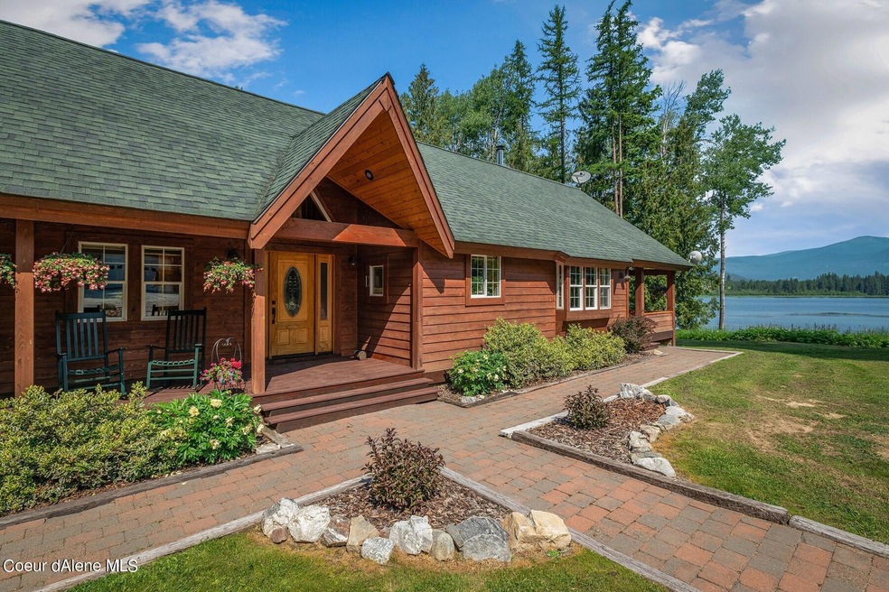 261 Ledges Dr, Sagle, ID 83860 - photo 1