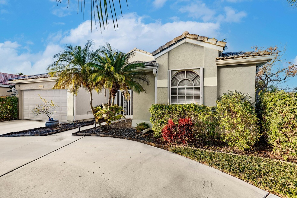 4900 Broadstone Cir, West Palm Beach, FL 33417 - photo 1