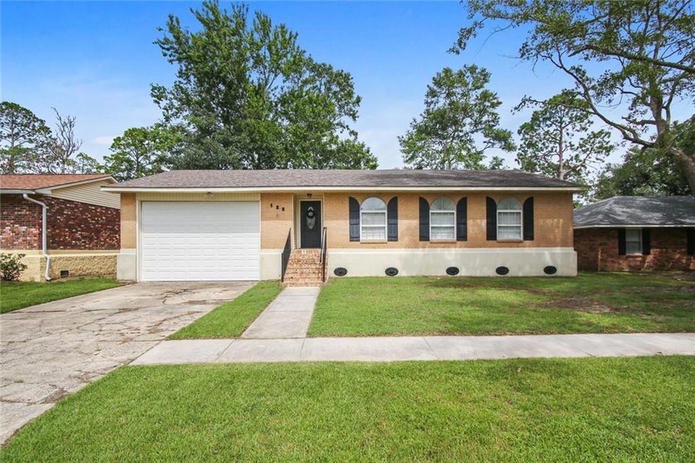 128 Kempsey Ct, Slidell, LA 70458 - photo 1