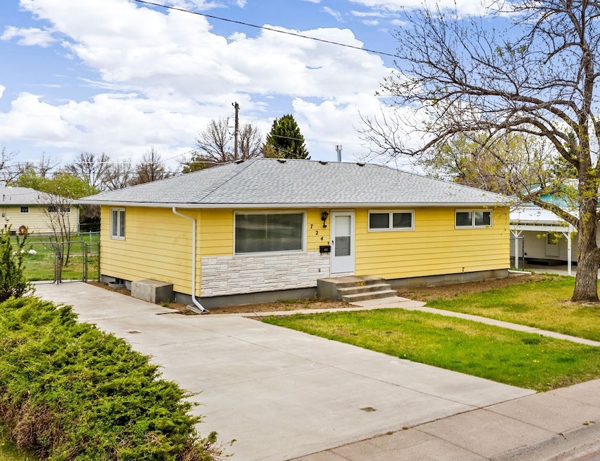 For Sale $379,900 • Co-Listing Agent