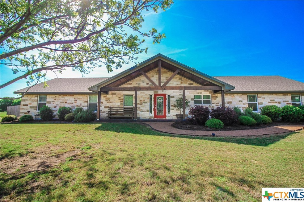 610 N Waco Rd, Troy, TX 76579 - photo 1