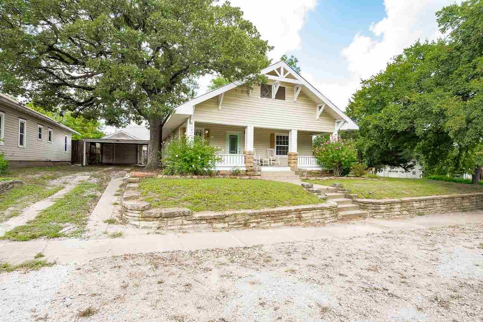 1101 5th St, Pawnee, OK 74058 - photo 1
