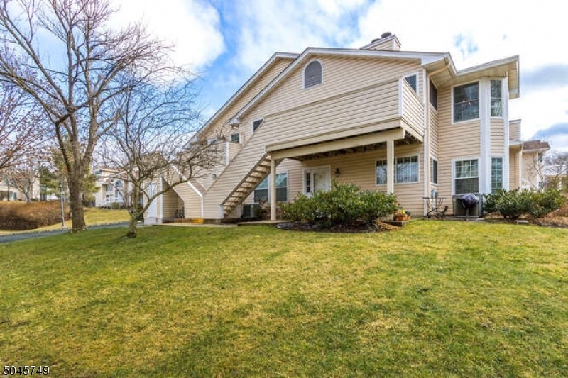 25 Fieldstone Rd unit 12E, Bedminster, NJ 07921 - photo 1