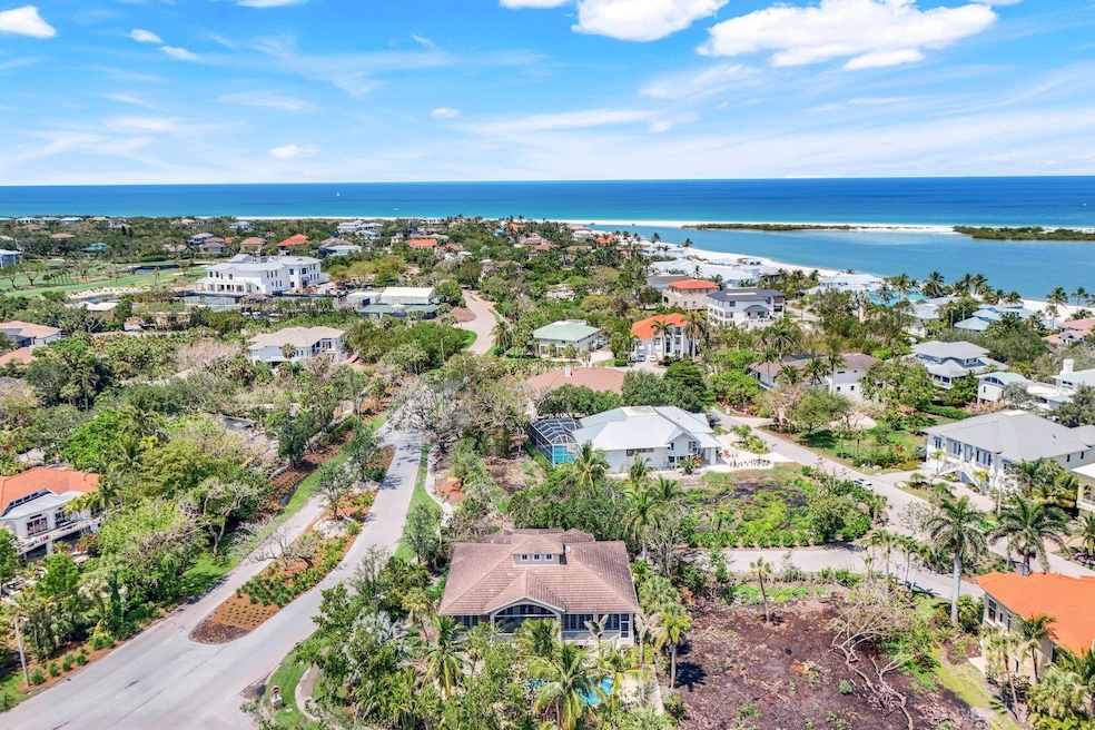 940 Sea Oats Ct, Marco Island, FL 34145
