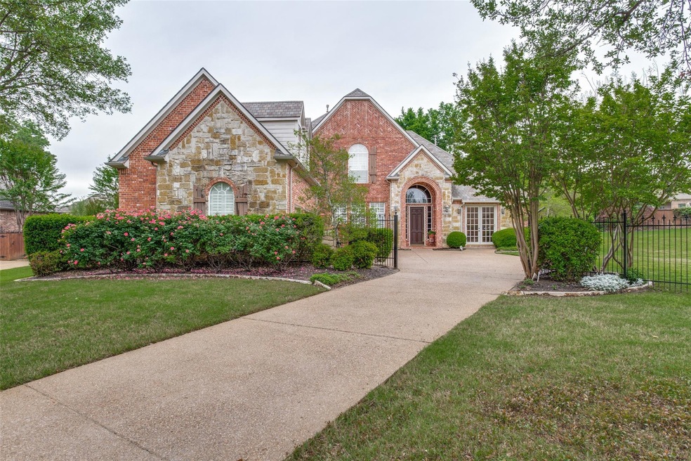 402 Wickham Ln, Southlake, TX 76092 - photo 1