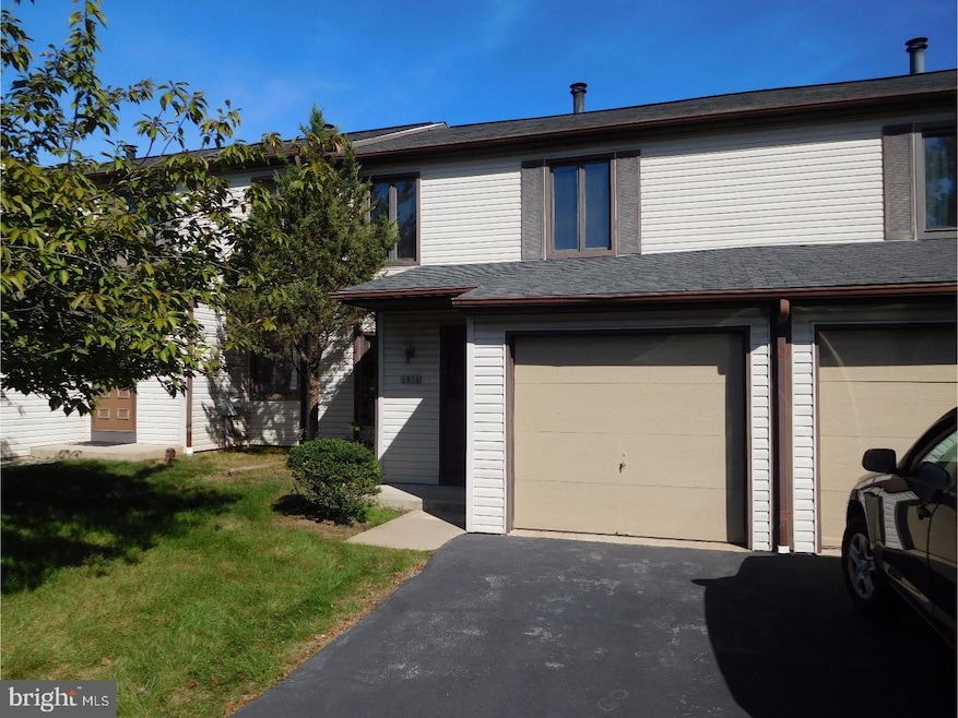 1011 Winfield Ct, Lansdale, PA 19446 - photo 1