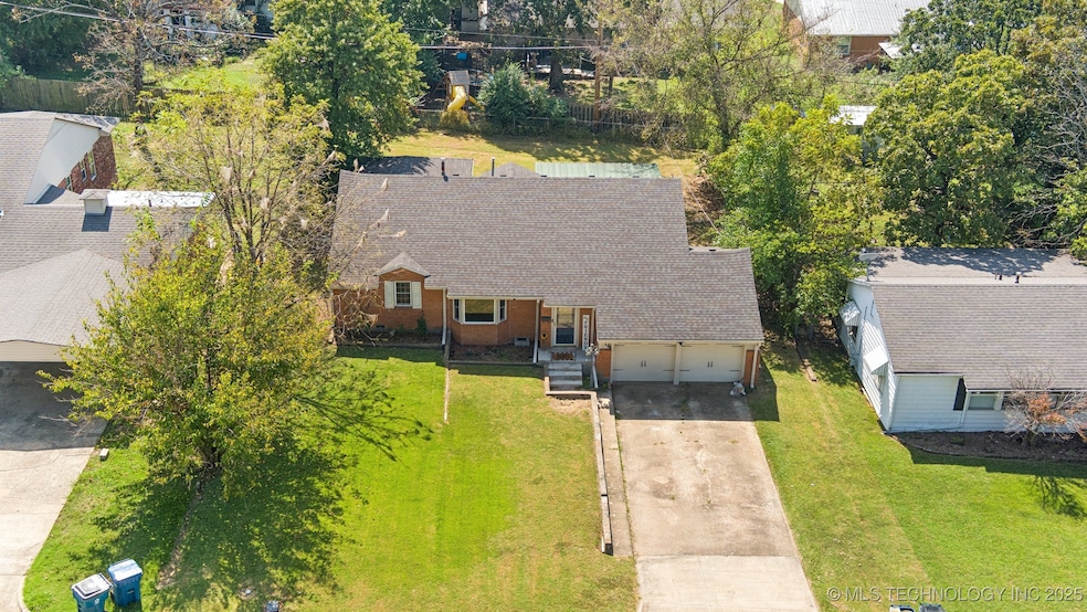 1504 E Comanche Ave, McAlester, OK 74501 - photo 1