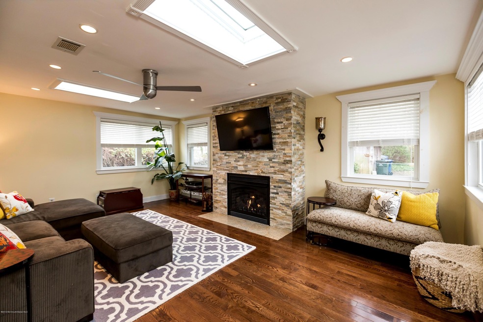 12_Family Room
