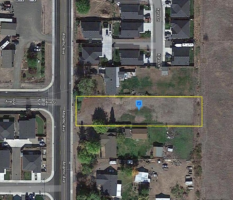 8284 Atlantic Ave, White City, OR 97503 - photo 1