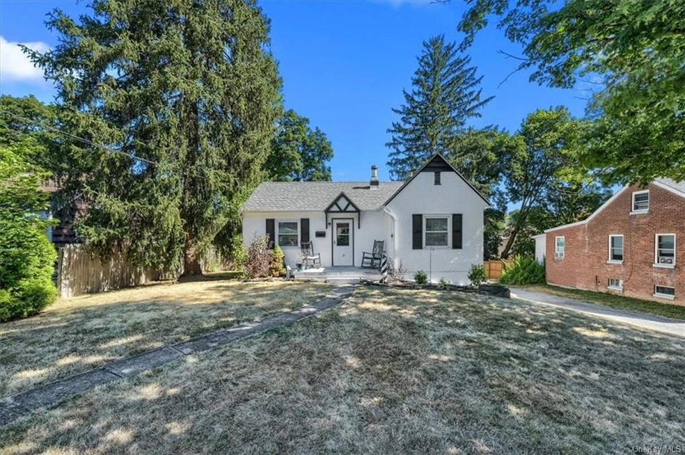 29 Vassar View Rd, Poughkeepsie, NY 12603 - photo 1