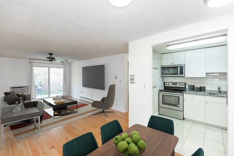 96 Fountain Ln unit 12, South Weymouth, MA 02190 - photo 1