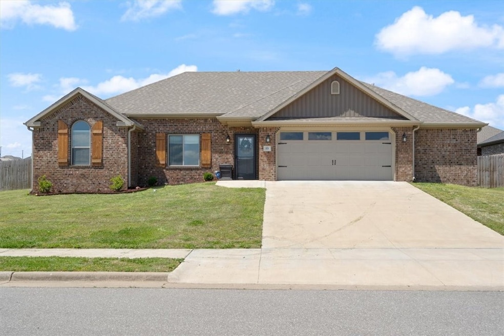321 Captain Hopkins St, Prairie Grove, AR 72753 - photo 1