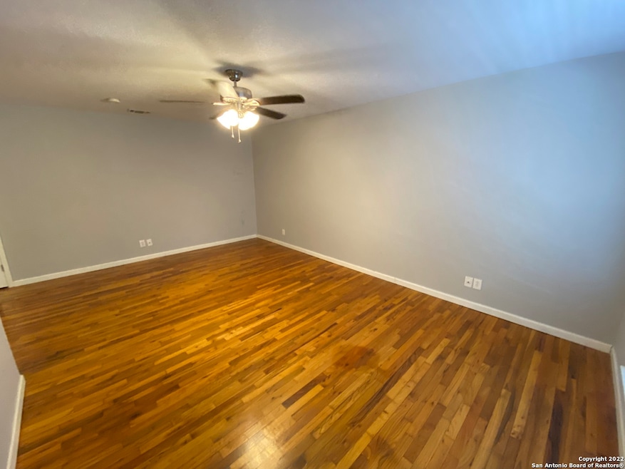 211 Natalen Ave unit 210, San Antonio, TX 78209 - photo 1