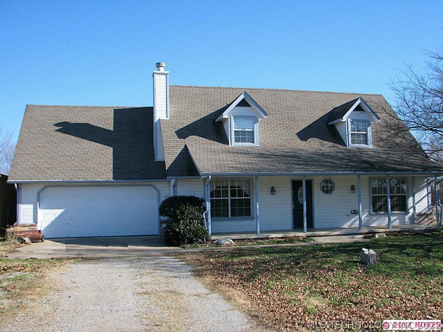 Very njice country home!