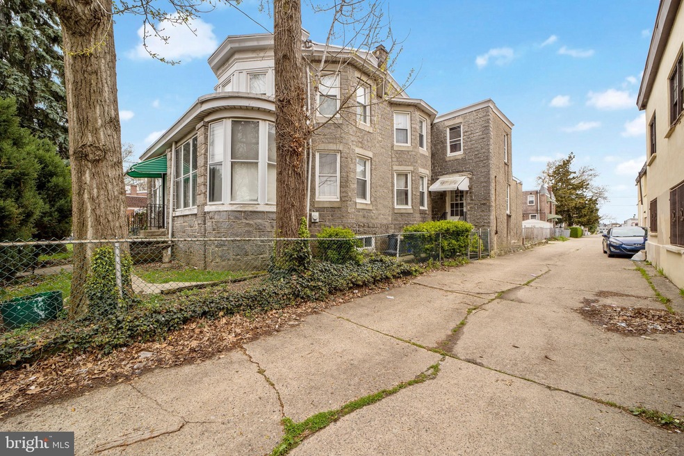 4012 Decatur St unit 14, Philadelphia, PA 19136 - photo 1