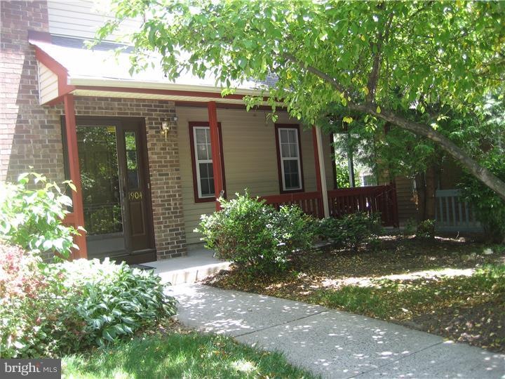 1904 Redwood Ct, Monmouth Junction, NJ 08852 - photo 1