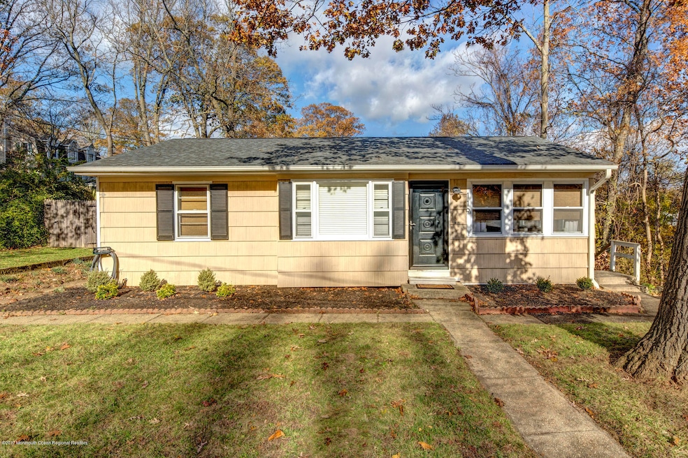 119 Mohawk Ave, Atlantic Highlands, NJ 07716 - photo 1