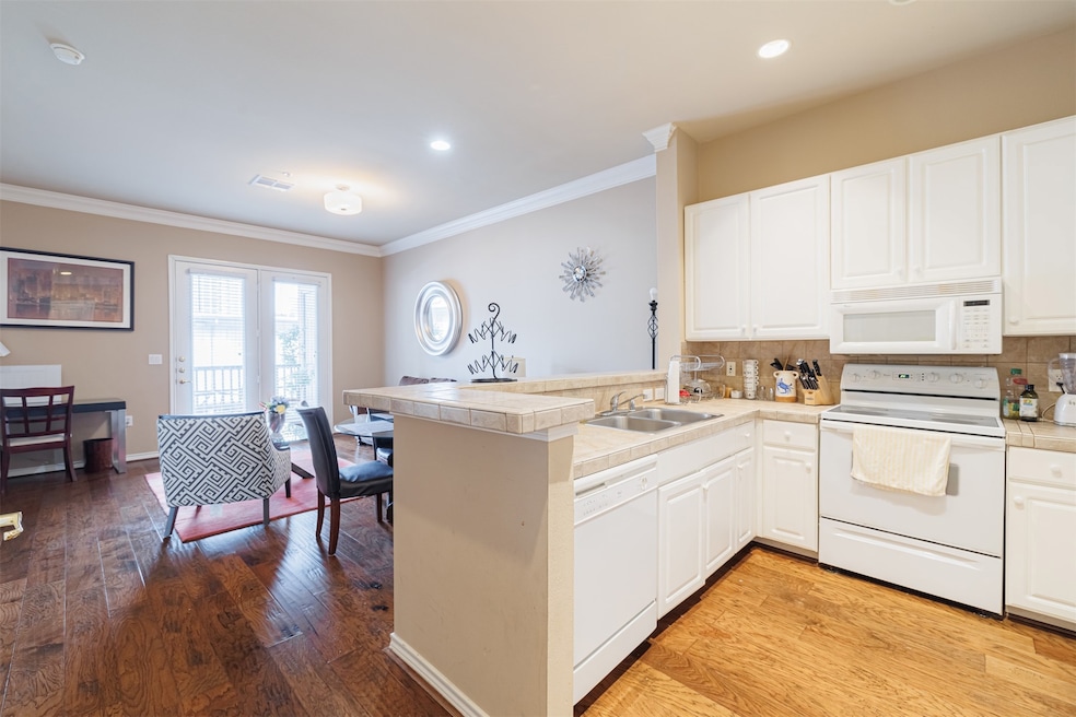 For Rent $2,100/month