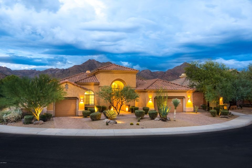 001_Front Exterior Twilight