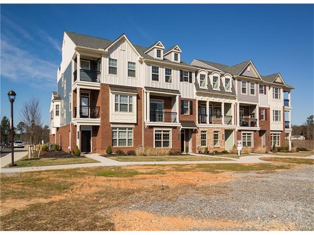 Picture shown of a similar home in the community o