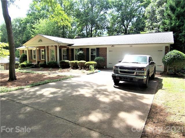 1220 Donna Dr, Shelby, NC 28152 - photo 1