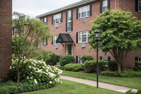 149 North St unit D, Newton, MA 02460 - photo 1