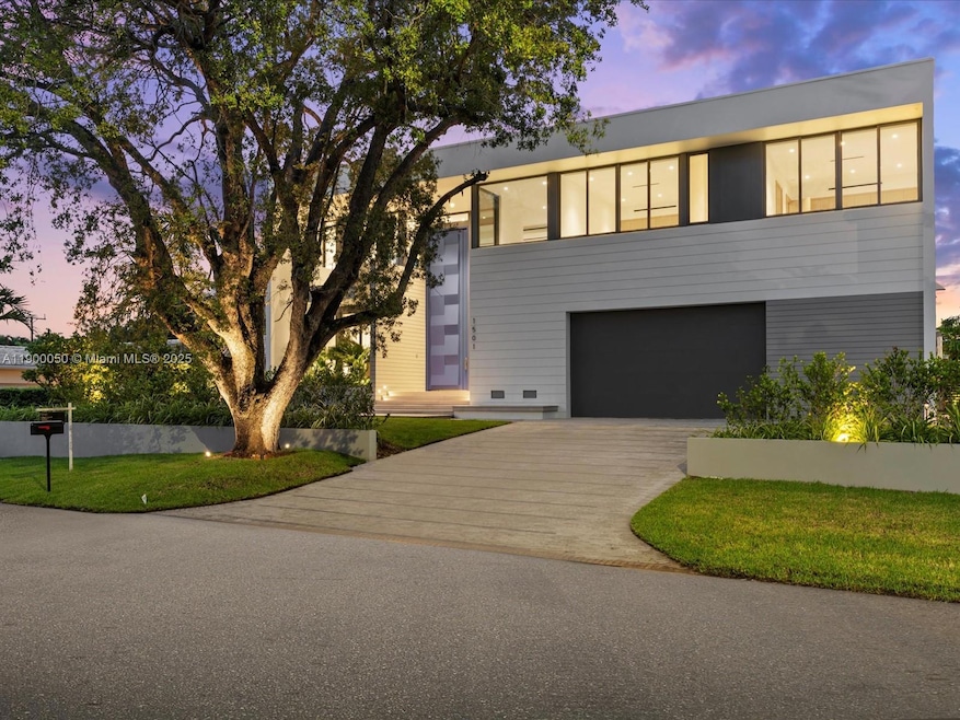 For Sale $5,000,000 • Co-Listing Agent