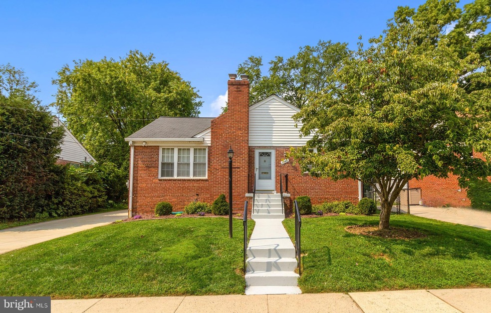 10904 Stillwater Ave, Kensington, MD 20895 - photo 1