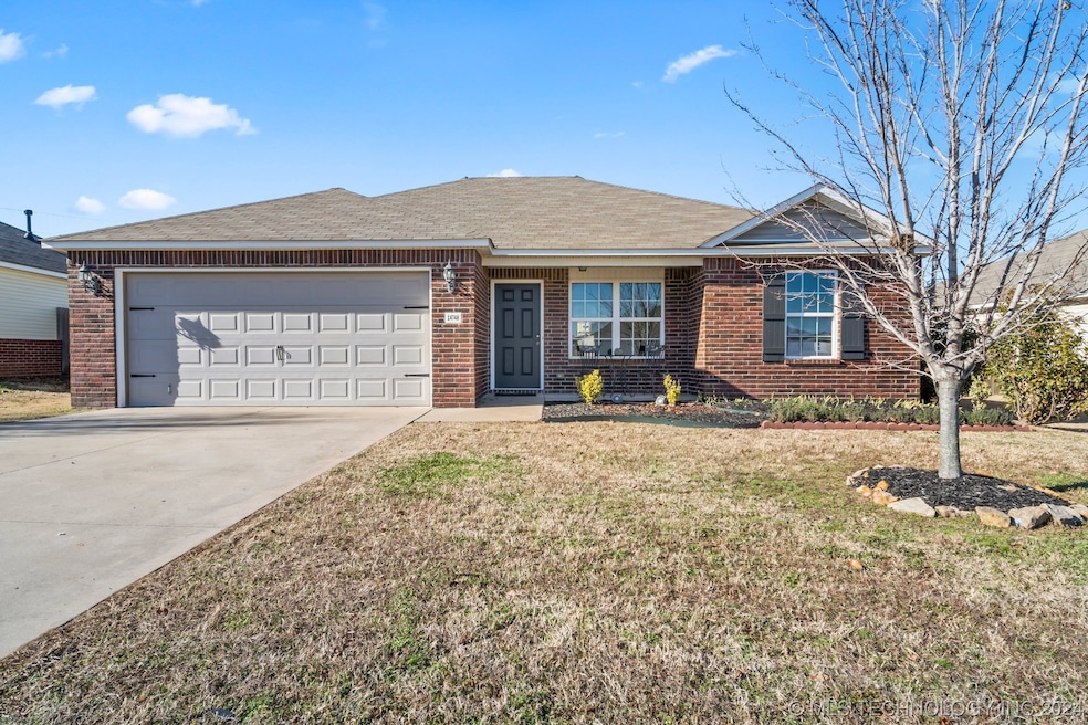 14748 S Fern Place, Glenpool, OK 74033 - photo 1